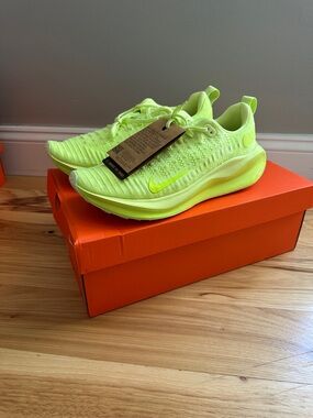 Nike Men's or Women’s Neon Green Running Sneakers